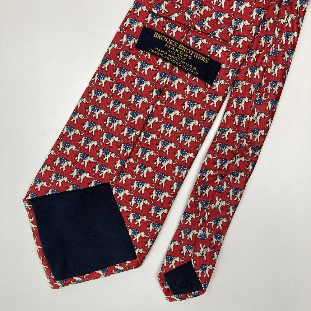BROOKS BROTHERS MAKERS‎  ELEPHANTS RED SILK MEN'S Neck Tie Red